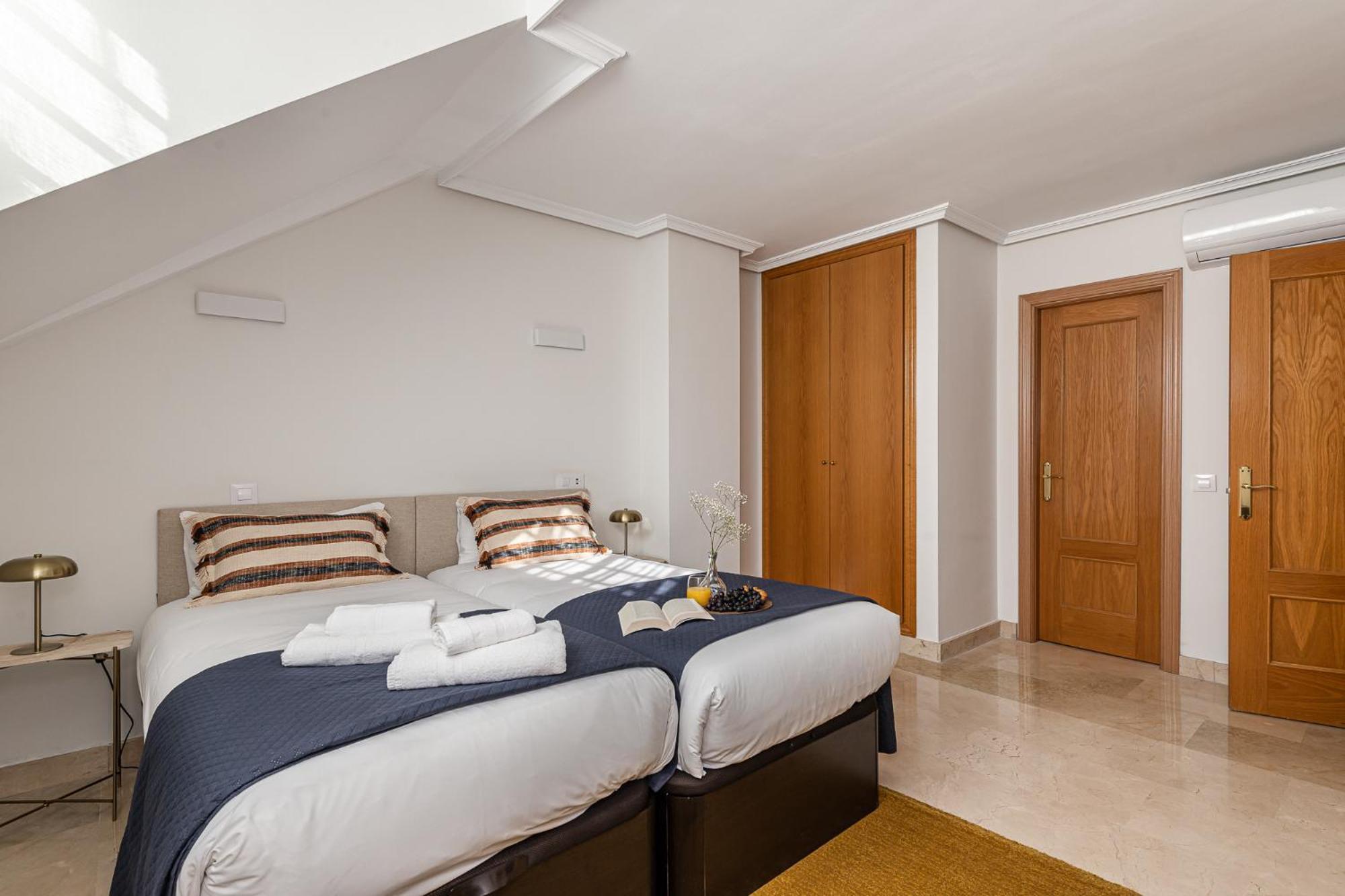 Ferienwohnung Waou Gran Via Attic - Corta Duracion Madrid Exterior foto